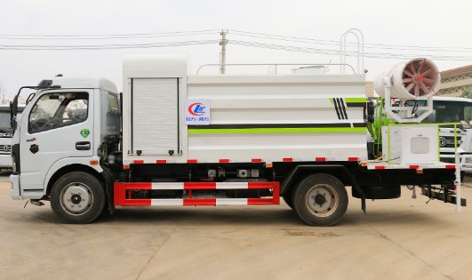 (gu)8|L(fng)Pض๦։m܇(ch)DƬ