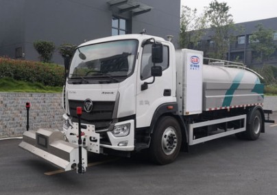 電動(dòng)灑水車廠家_福田新能源純電動(dòng)10方清洗車4