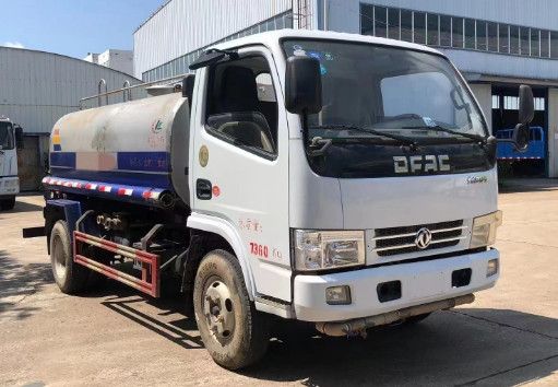 二手東風多利卡5方灑水車_二手5方灑水車